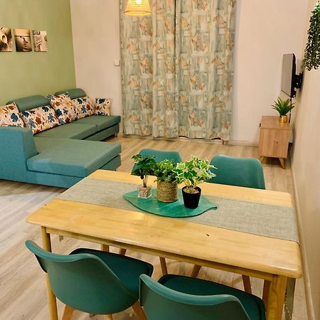Ibiza Apartment - 150M From The Beach Flic en Flac Exterior foto