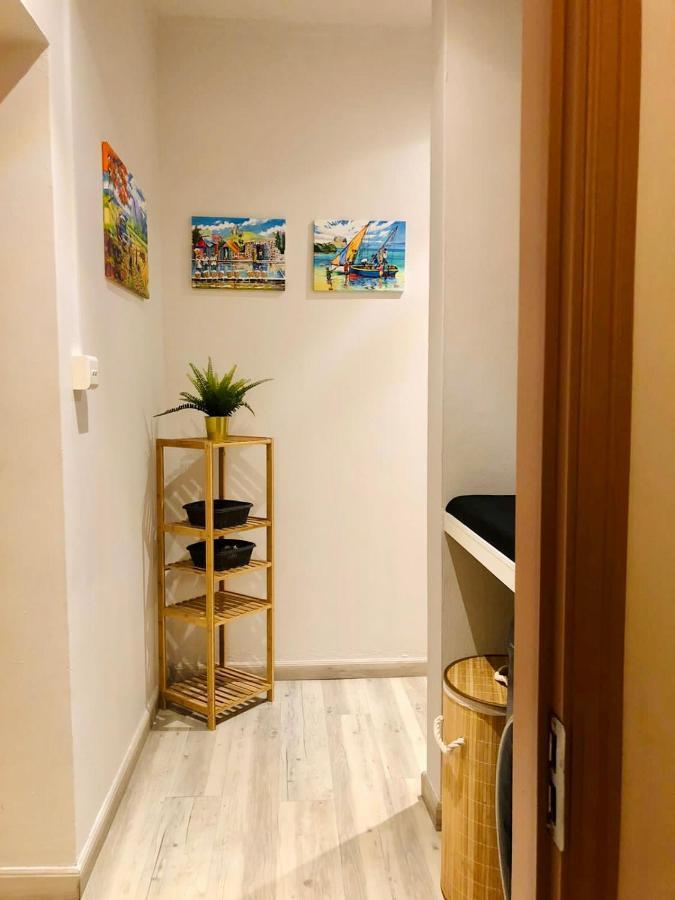 Ibiza Apartment - 150M From The Beach Flic en Flac Exterior foto