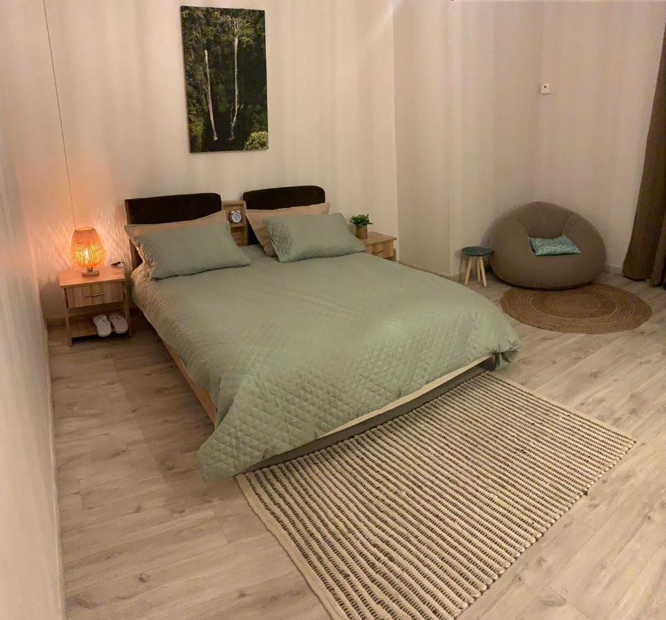 Ibiza Apartment - 150M From The Beach Flic en Flac Exterior foto
